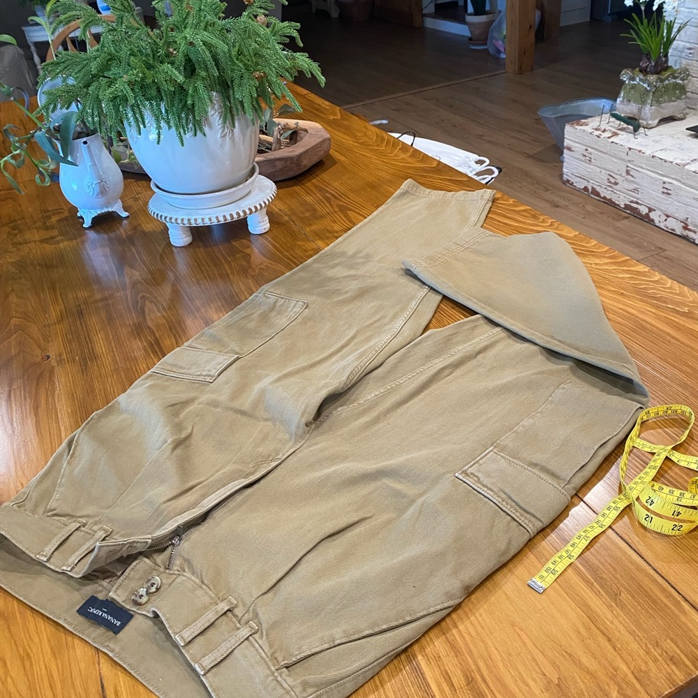 Womens pleated straight leg cargo pants